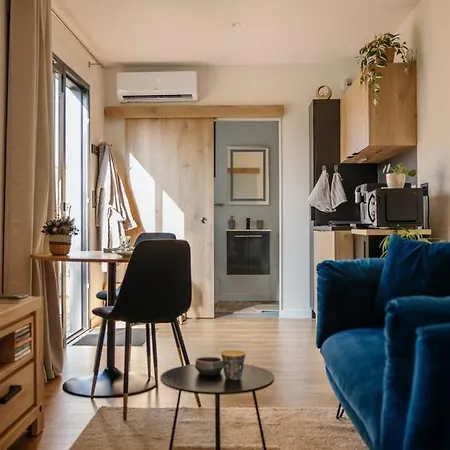 Chez Lilie Δωμάτια σε οικογενειακή κατοικία